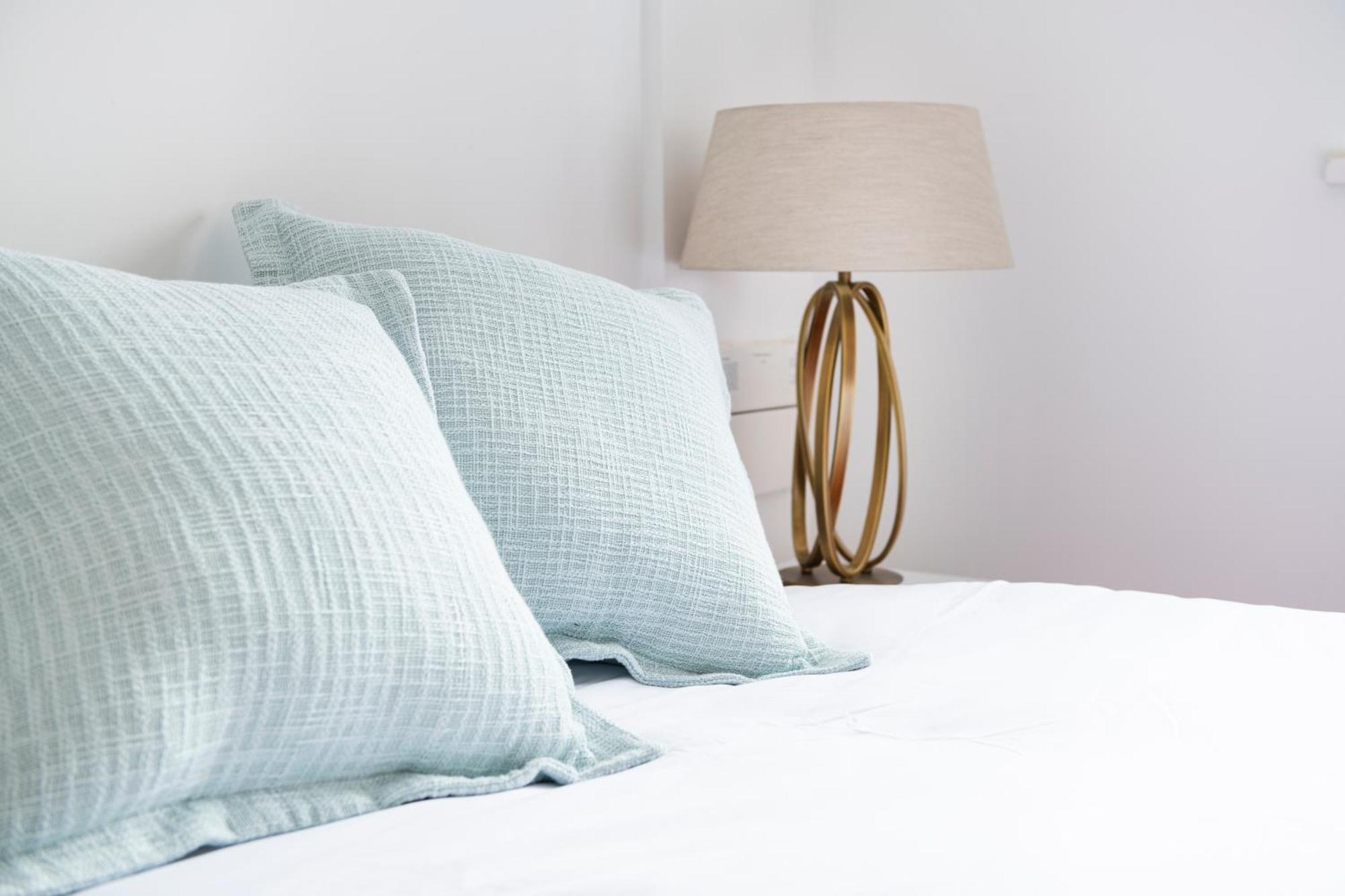 Modern In Arnold Centre Apartment Nottingham